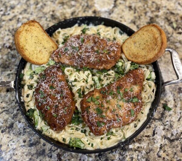 Chicken Fettuccini with Easy Homemade Alfredo Sauce
