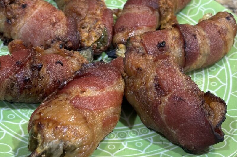 Bacon Wrapped Jalapeño Poppers
